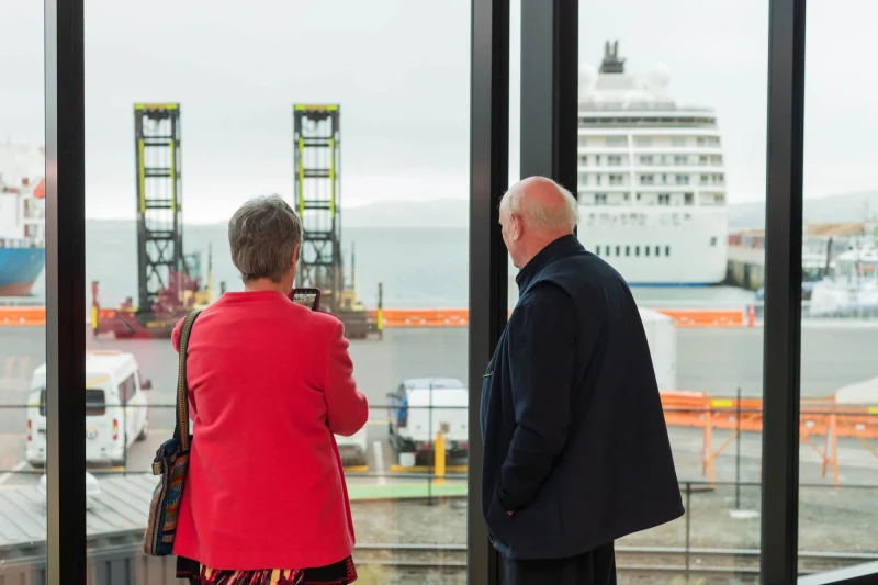 people looking at port